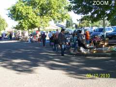 Foto Vide Grenier Brocante EN NOCTURNE